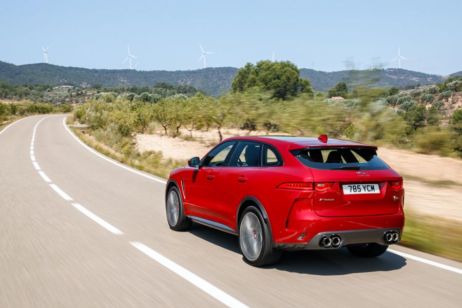  Jaguar F-Pace SVR 2018 года  (WW) (фото 43 из 115)